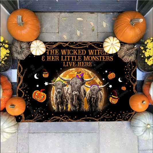 Joycorners Highland Cattle The Wicked Witch Custom Name Doormat