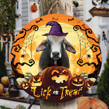 Joycorners Happy Halloween Brahman Lick Or Treat Round Wooden Sign