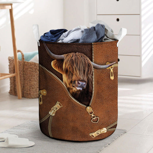 Joycorners Highland Cattle Zipper Laundry Basket