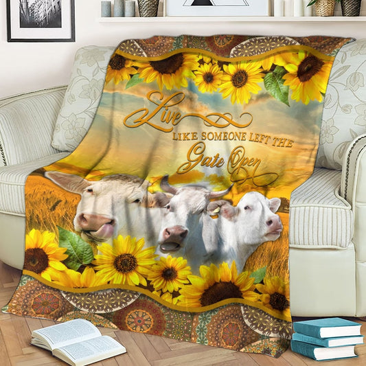 Joycorners Charolais Live Like Someone Left The Gate Open Blanket